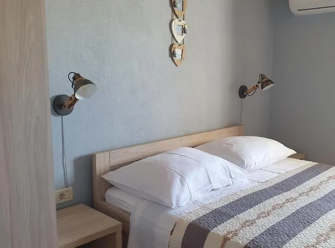 House Tuna Apartmán Ustrine